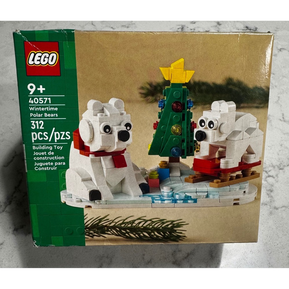 LEGO Seasonal: Wintertime Polar Bears (40571) Christmas Decor - New & Sealed!